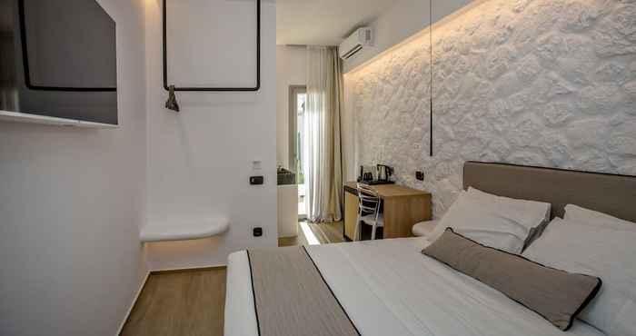 Lain-lain Levantes Luxury Suites I