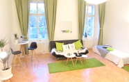 Others 5 DESIGNER FLAT in CITY CENTER with SAUNA