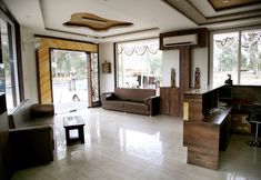 Others 3 Hotel Khatana Palace