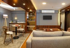 Lain-lain 7 Vitabella Suites