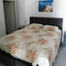 Room 1 Santorini Sunrise Love, Sunset in Oia Hotels