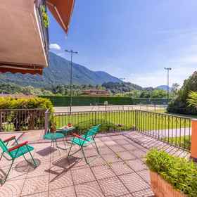 Primary image 1 Carlazzo Sant' Agata Apt. 01, Albese con Cassano Hotels