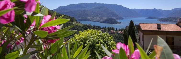 Others Vista su Perledo