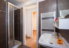 기타 7 Paradiso del Lago B2