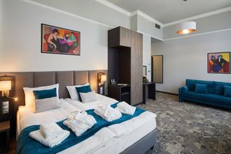 기타 4 Hotel Estera