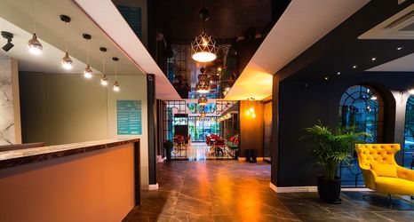 อื่นๆ 2 Basel Hotel