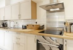 Others 7 Cozy Nook Cottage - Sleeps 4, Garden & Parking