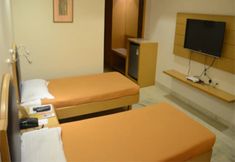 Others 6 Hotel Yuvraj