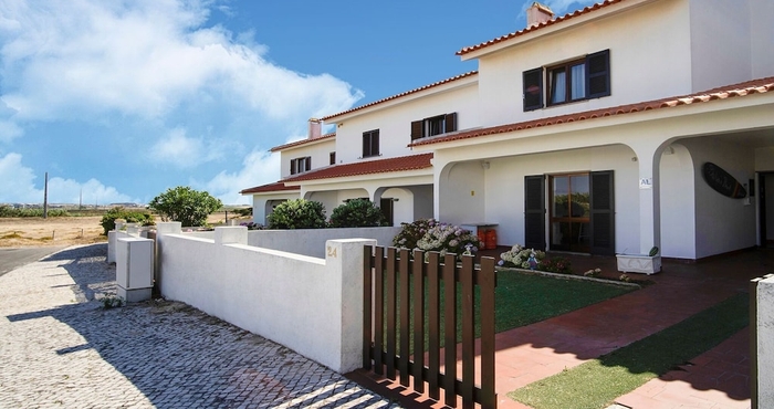 Khác Soothing Holiday Home in Ferrel near Baleal Island