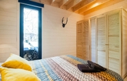 Lain-lain 5 Idyllic Chalet in Biron with 2 Hot Tubs & Sauna