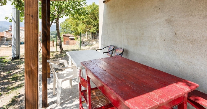 Lain-lain Peaceful Holiday Home in Pieve Santo Stefano With Garden