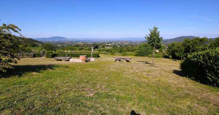 Others Pretty Farmhouse in Casperia With Swimming Pool