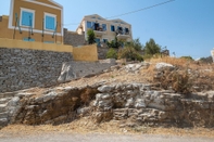 Others Pretty Holiday Home in Symi Island With Balcony