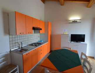 Others 2 Characteristic Apartment in Codigoro With Pool and Sauna