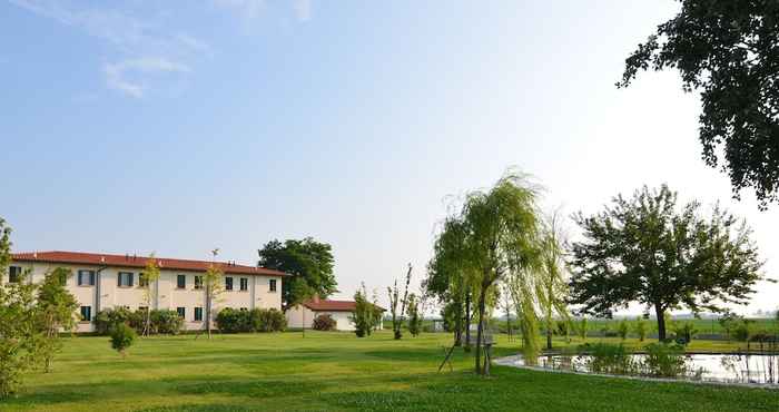 Khác Characteristic Apartment in Codigoro With Pool and Sauna