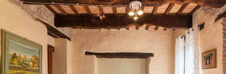 其他 Pretty Holiday Home With Terrace in the Sibillini Mountains