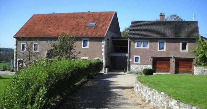 Lain-lain Quaint Holiday Home in Limbourg With Garden