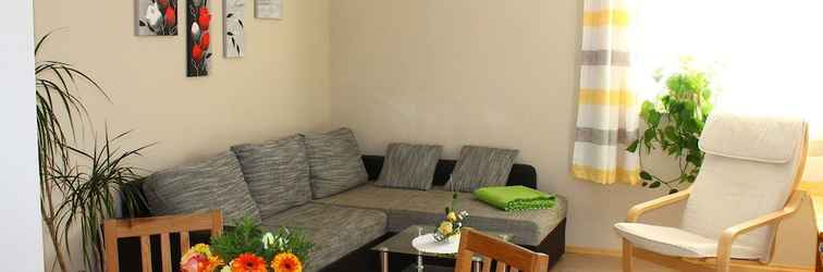 Lainnya Spacious Apartment in Weissig With Garden
