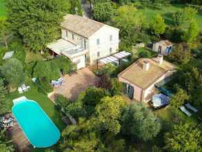 Others 4 Alluring Villa in Le Marche With Swimming Pool