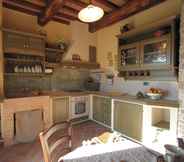 Others 7 Lovely Apartment in Apecchio With Stunning Views