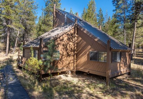 อื่นๆ Pole House 28