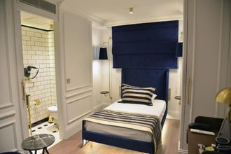 Others 4 A11 Exclusive Hotel