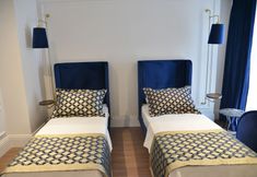 Others 7 A11 Exclusive Hotel