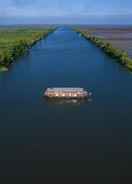 Primary image Coco HouseBoat