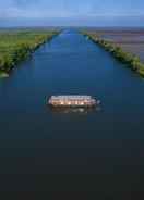 Primary image Coco HouseBoat