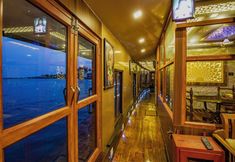Others 6 Coco HouseBoat