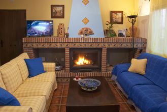 Others 4 Holiday Home With Private Pool Near Andalusian Village Comares, Malaga