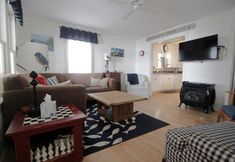 其他 7 3314 Highland Ave. 4 Bedroom Home by RedAwning