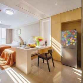 Primary image 1 Sweetome Boutique Apartment (Yangzhou Railway Station Jinghua City), Ramada YangZhou BaoYing Hotels