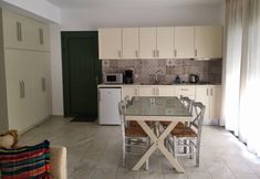 อื่นๆ 2 Ouzo Stone Studio