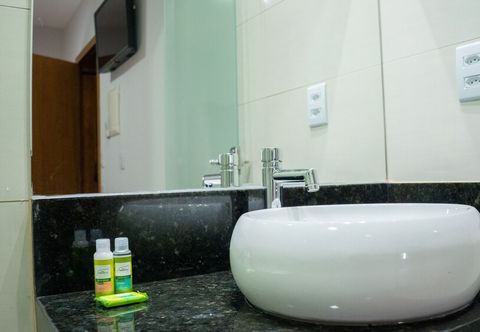 其他 Aero Inn Hotel