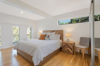 Others 4 ADS on Collins