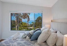 Others 5 ADS on Collins