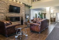 Others 2 Comfort Inn & Suites