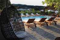 Lain-lain Niriides Beach Hotel