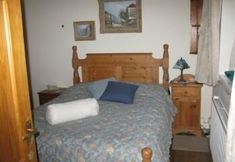 Others 2 Avebury Life B&B