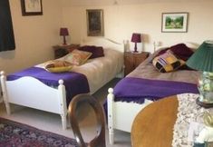 Others 3 Avebury Life B&B