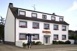 Hotel Kölner Hof Refrath, USD 138.37