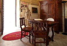 Others 3 B&B Demetra