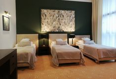 其他 6 Szara Willa