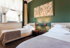 其他 7 Szara Willa