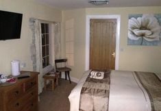 Others 5 Mildmay Arms