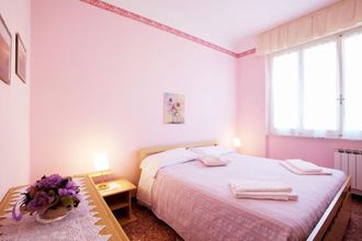 Others 4 La Perla Blu