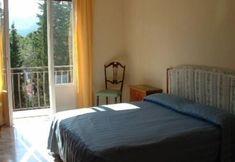 Others 7 La Perla Blu