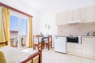 Lain-lain 4 Kalyves Bay