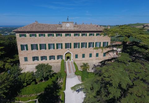 Khác Castello di Monterado